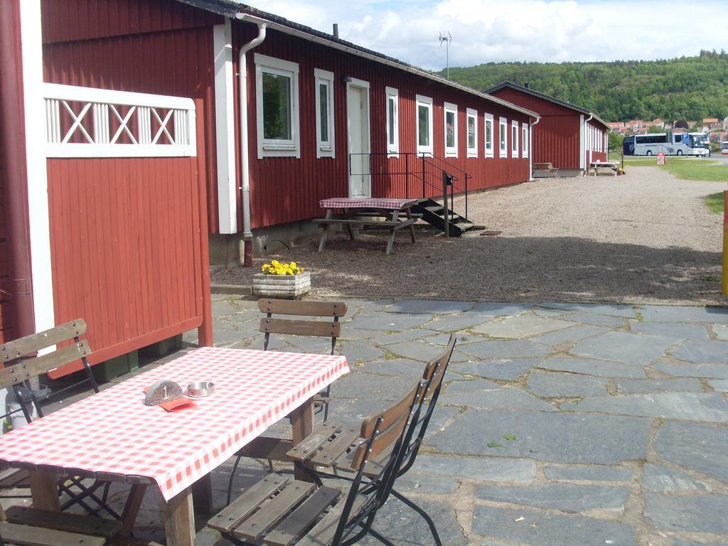 Strandterrassen Hostel Гренна Экстерьер фото