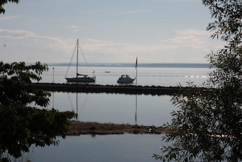 Strandterrassen Hostel Гренна Экстерьер фото
